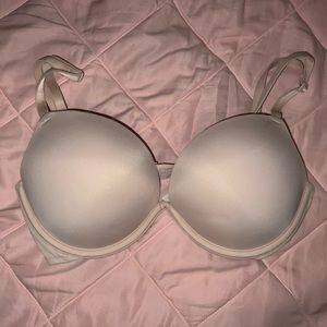 VS Pink Wear Everywhere Super Push-Up